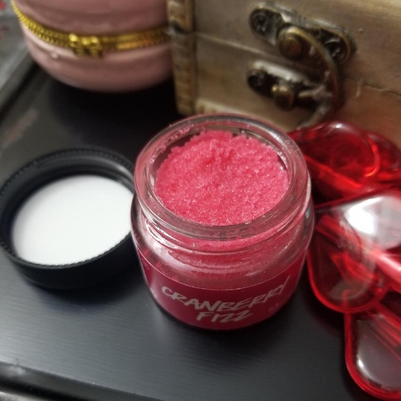 🌟4xHP🌟 CRANBERRY FIZZ Lush DISCONTINUED RARE lip Scrub NWT - Picture 7 of 7
